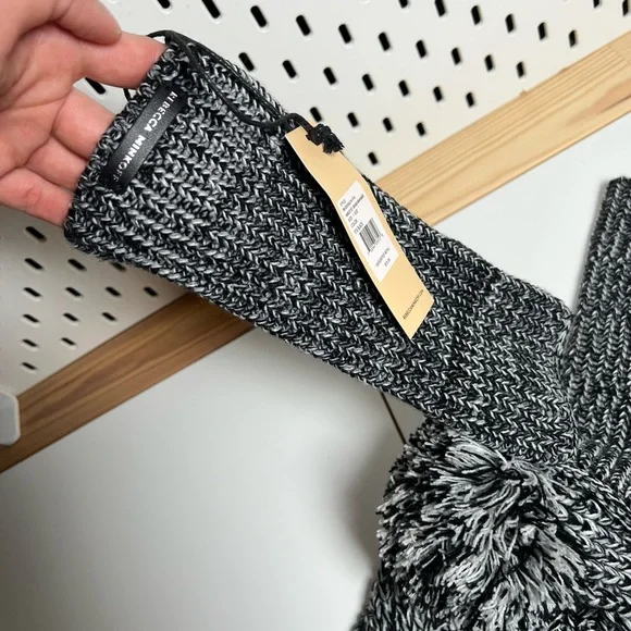 Rebecca Minkoff Monochrome Knit Hat and wrist hand cuff - Picture 10 of 10